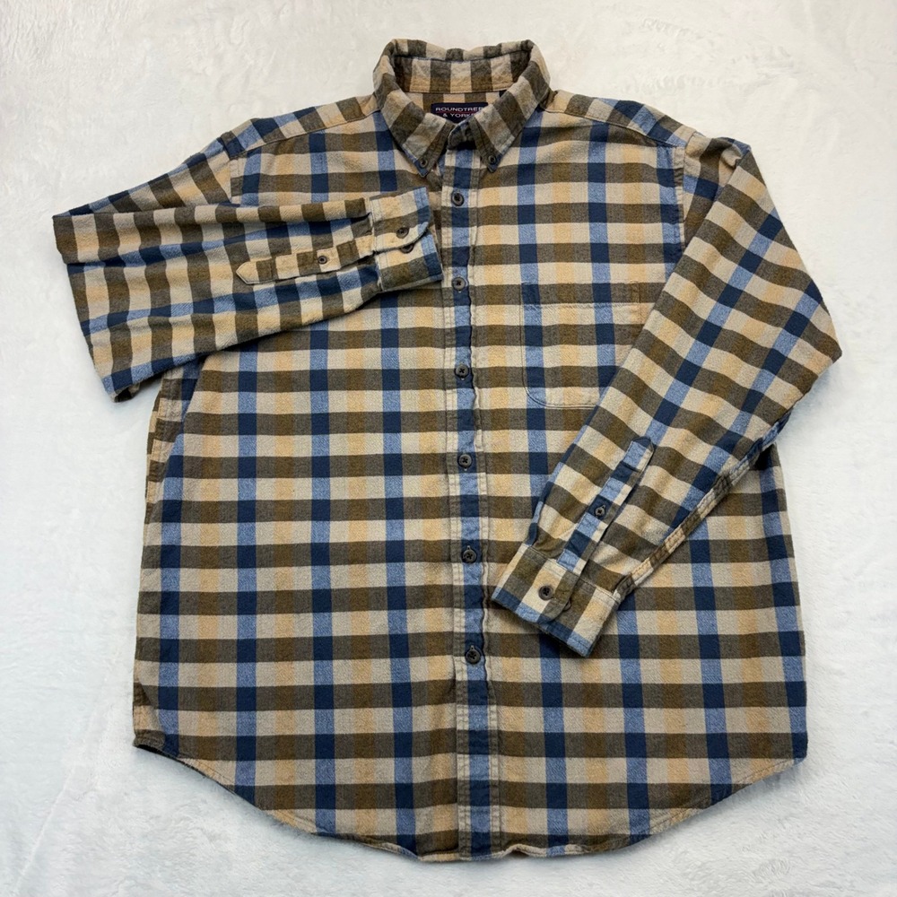 Roundtree & Yorke Mens Large Blue Tan Brown Check Flannel Button Down Shirt